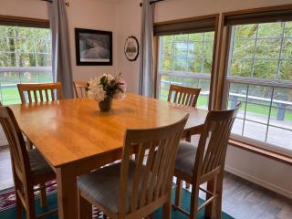 A Relaxing Getaway-A Backwoods Cabin SolDuc River - Beaver - 0