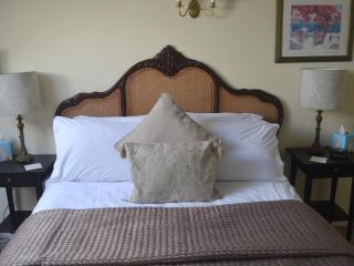 The Waltzing Weasel B&B - Birch Vale - 8