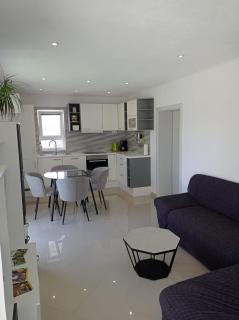 Teo's place - 4