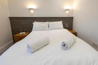 Entire Two Double Bedrooms Flat with River Yare View H6 - Great Yarmouth - 4