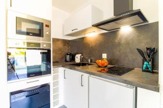 SELECT'soHOME - Résidence Le Levant - Services hôteliers - Appartement proche plage&commerces avec parking ! - LEV41 - Le Lavandou - 4
