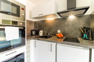 SELECT'soHOME - Résidence Le Levant - Services hôteliers - Appartement proche plage&commerces avec parking ! - LEV41 - Le Lavandou - 3