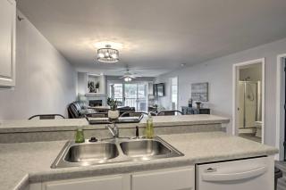 Pool Access and Lake Views Camdenton Condo - Camdenton - 4