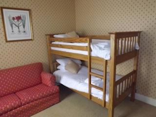 Metropole Hotel and Spa - 3