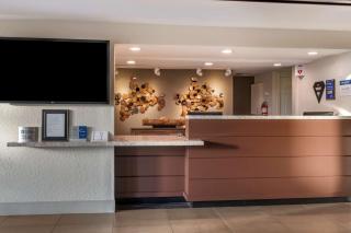 Best Western Plus Hilltop Inn - Redding - 7