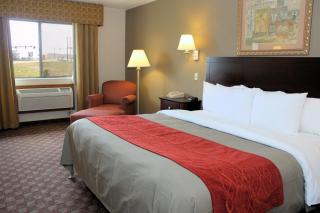 Quality Inn Defiance - 4