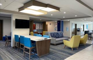 Holiday Inn Express Hotel & Suites Grand Junction by IHG - 2