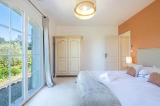 Jewel of 280m with Infinity Pool in Absolute Calm - Roquefort Les Pins - 7