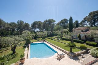 Jewel of 280m with Infinity Pool in Absolute Calm - Roquefort Les Pins - 8
