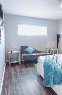 Premium Styled 2 BR Apt In the Heart Of The Heights - Houston - 8