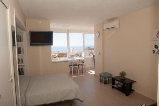 ESTUDIO CON VISTAS AL MAR Y MONTAÑA - Benalmádena - 8