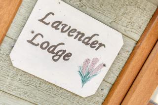 Lavender Lodge - 8