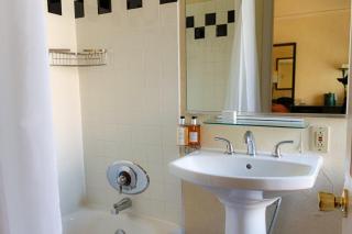 The Willows Hotel - Chicago - 1