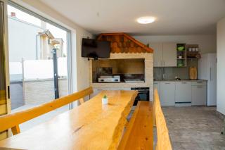 Apartment Mery - Pula - 1