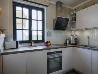 Reetland am Meer - Premium Reetdachvilla mit 3 Schlafzimmern, Sauna und Kamin F26 - Dranske - 3