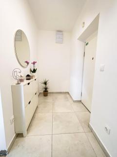 RJ’s Apartment - Split - 4