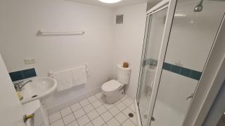 2BR 2Bath L4 Executive Apartment, in City Centre - 2