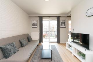 Main Trainstation one bedroom AC p4you pl - 6