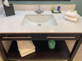 Sleep Inn Greensboro - Coliseum Area - 1