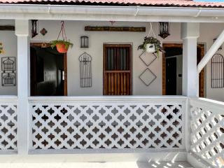 Emerald Palm Courtyard Hotel - 7