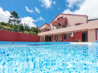 Modern apartment in Prazeres with shared pool, 150 m² - Campanário - 0