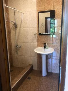 L&A Guest House - 4