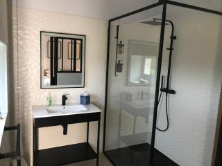 Le Petit Caviste - Chambres D'hôtes & Suites - Castagnol - 3