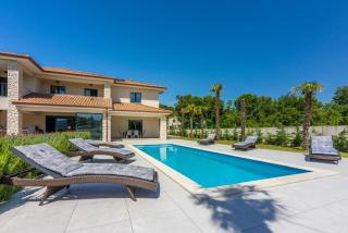 Villa Palma with Heated Private Pool - Podhum - 7