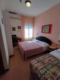Hotel Primavera sul mare - Lido di Savio - 4