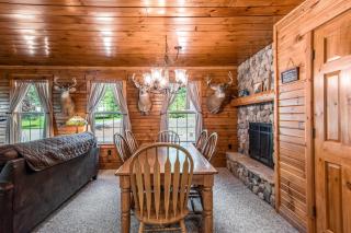 Red Arbor Retreat - Arbor Vitae - 3