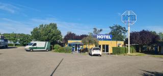 Hotel Charme En Maconnais Fasthotel Macon Nord - Saint-Jean-le-Priche - 1