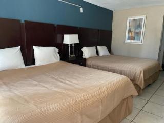Royal Inn - Live Oak - 1