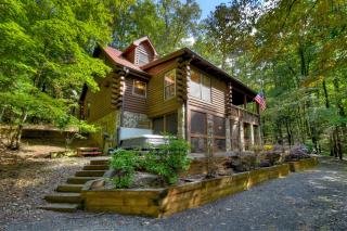 Bearfoot Bend Cabin in Blue Ridge - 9