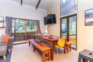 42a Alpine Avenue - 3