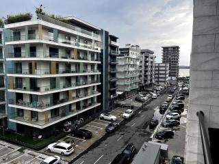 Romeo's Beachfront Apartment by LOFT, Hotel OPERA and White Tower - Mamaia - 2