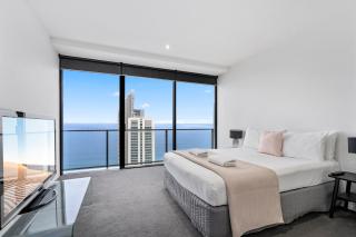Circle on Cavill - Hosted by Coastal Letting - Gold Coast - 6