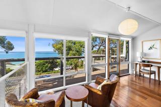 Retro Beach Vibes - Lorne - 5