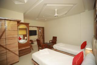 Sree Bharat Residency - Alāndurai - 2