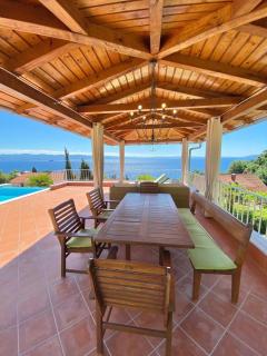 VILLA LOVRAN - 150 m to the beach - infinity pool - incredible sea view - fitness gym - 6