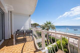 RARE! 2-Br Seafront Apartment - Cannes - 8