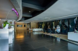 ARTOTEL TS Suites Surabaya - Surabaya - 6