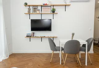 The Residential 1-BD Apartment with an Outdoor Thermal Pool by Flat Mаnager - 3