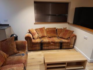 Queens One - Urmston - 8