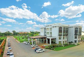 Bahria Grand Hotel & Resort - 4