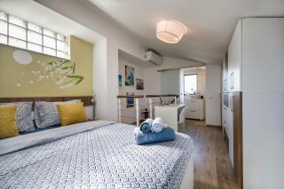 Bucharest Penthouse with Sauna and Terrace - Bucarest - 1