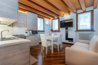 GuestHost - New Ride Palmanova Apartment - 8