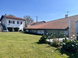 T2 Bis à Cambo-les-Bains avec jardin, parking et internet - FR-1-495-21 - 9