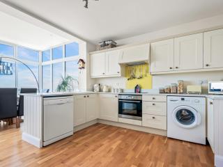 Jarrahdale Beach House - Stunning Luxurious Holiday Pad by the sea - Pass the Keys - 8