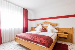 Hotel Weinhaus Wiedemann - Ginsheim-Gustavsburg - 7