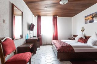 Hotel Weinhaus Wiedemann - Ginsheim-Gustavsburg - 5
